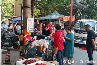 曼晚：汉尼拔和梅努或许是解决目前曼联中场的问题的方案